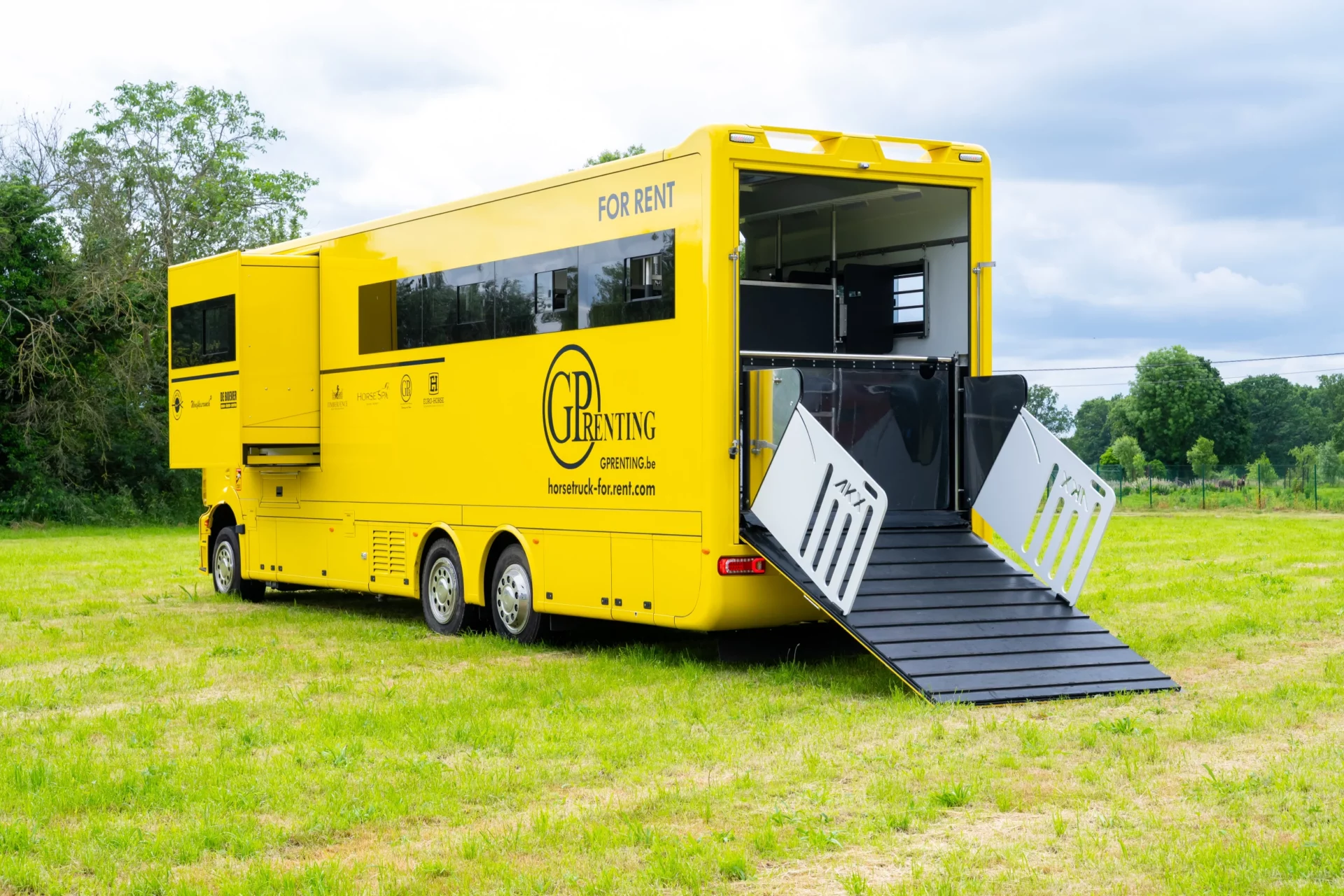 GP Renting – Vermietung von Pferdetransportern (48)